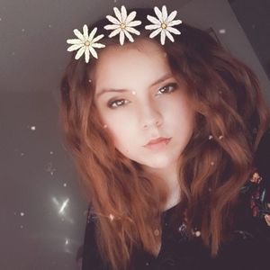 Meet your Posher, Eva